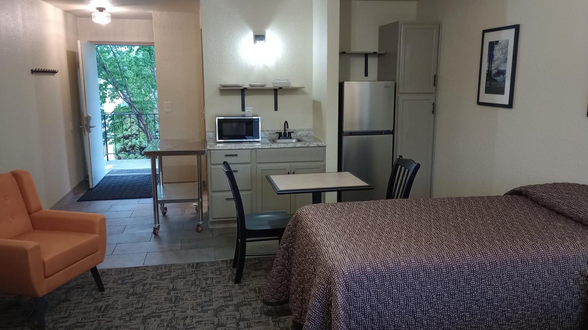 Cocusa Motel Берлингтон Экстерьер фото